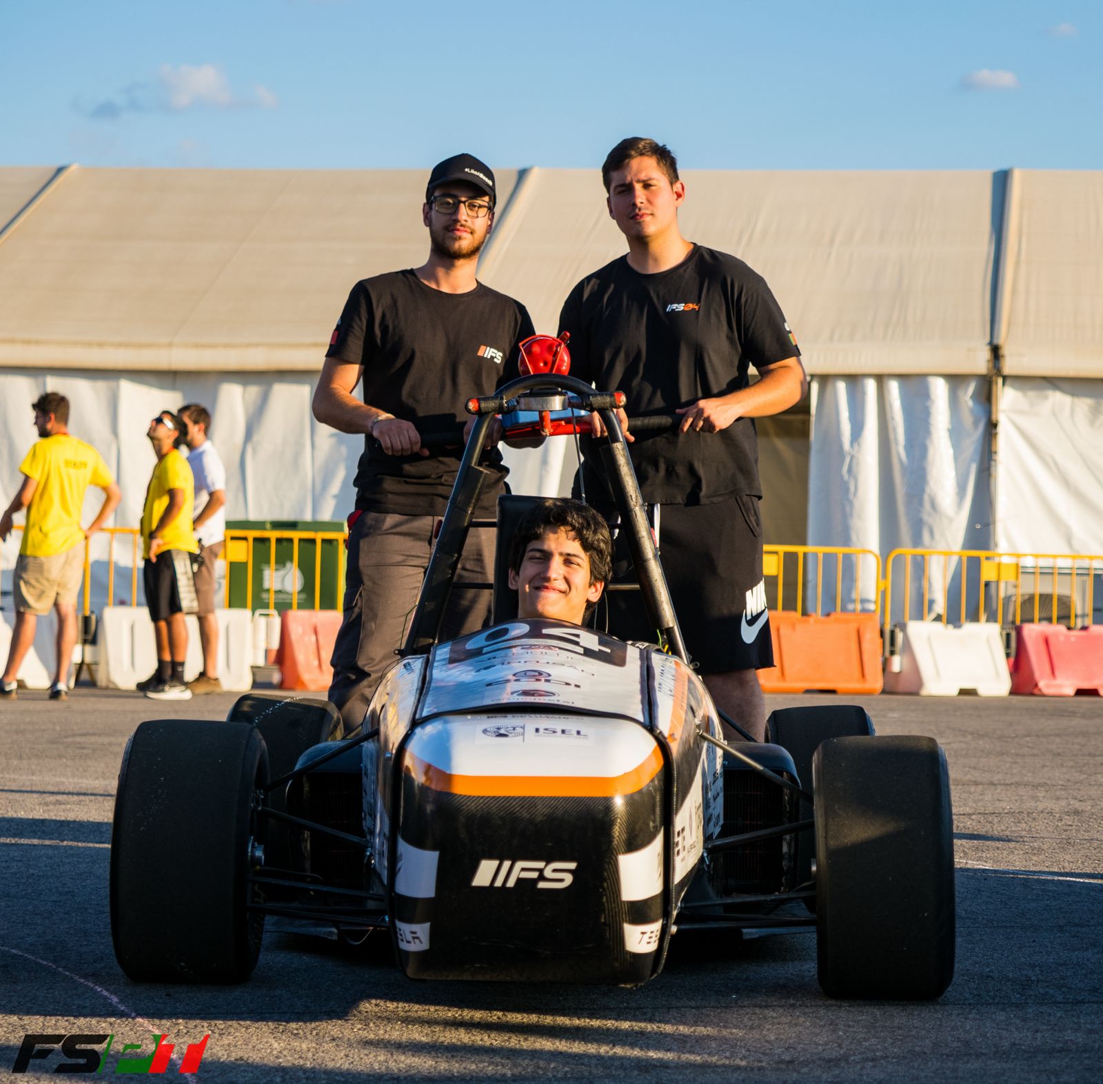 Equipa da Formula Student - 2024